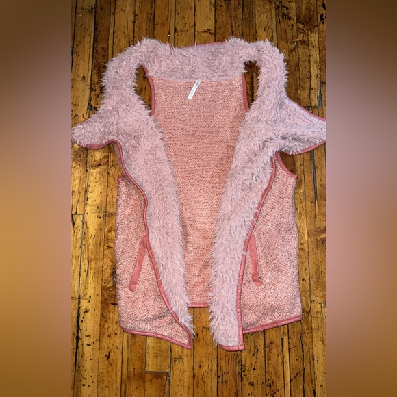 Pink Furry Vest - Picture 1 of 3